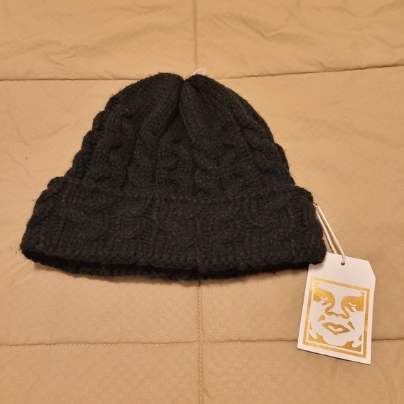 OBEY KNIT BEANIE - Picture 1 of 4